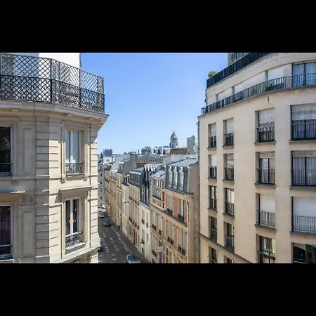 Elysees * Parijs