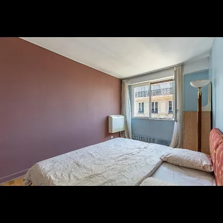 Elysees Appartement