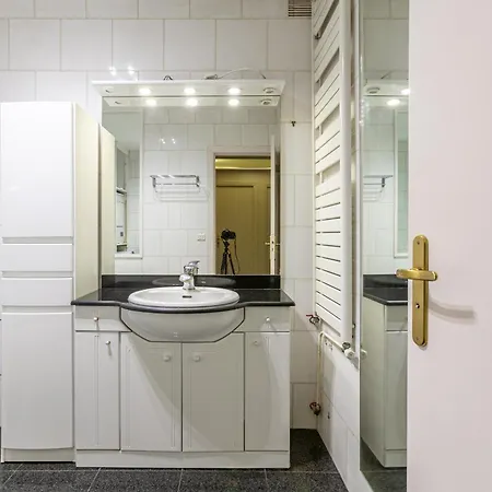 Apartment Elysees