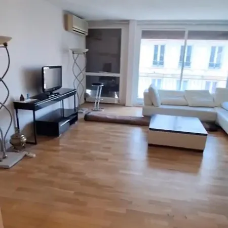 Apartment Elysees